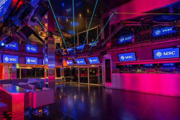 MSC Cruises MSC Orchestra R32 Disco 3 ©MSC Rights - Ivan Sarfatti.jpg